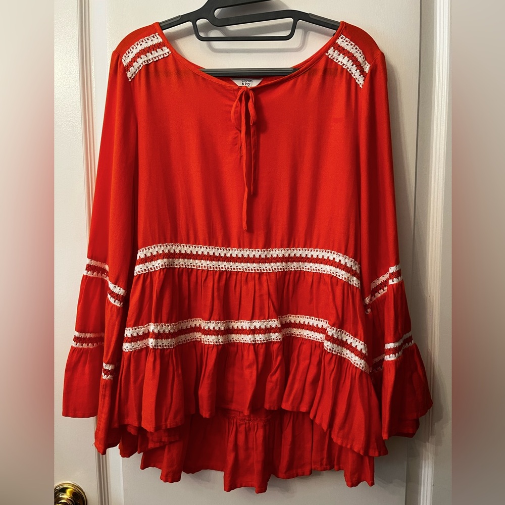 Crown & Ivy Blouse